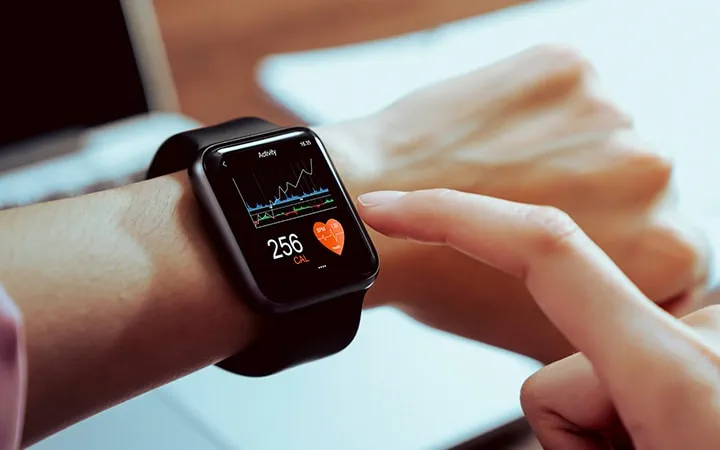 How Smartwatches Are Revolutionizing Health Monitoring