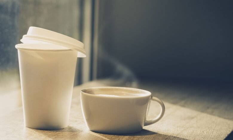 White Coffee Cups for Cafes : Combining Simplicity and Sophistication